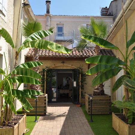 Hotel Le Loft Trie-sur-Baise Bagian luar foto