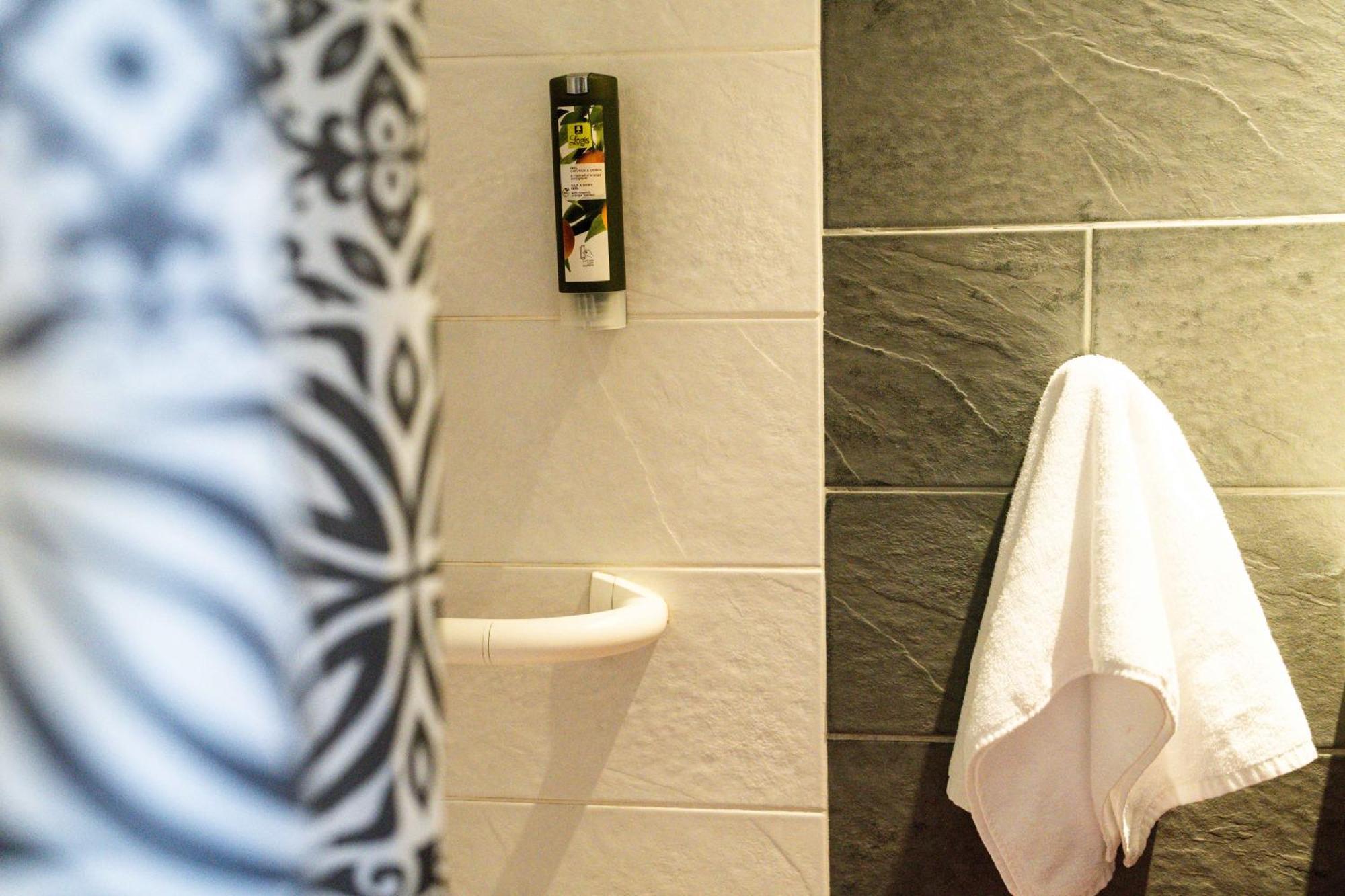 Hotel Le Loft Trie-sur-Baise Bagian luar foto