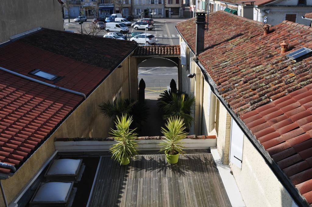 Hotel Le Loft Trie-sur-Baise Bagian luar foto