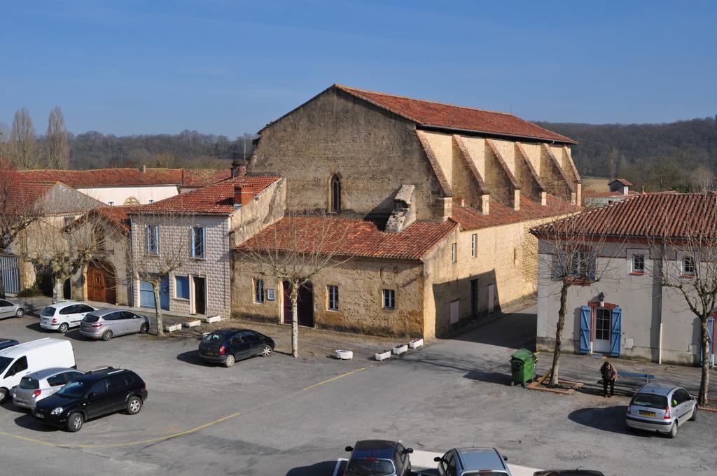 Hotel Le Loft Trie-sur-Baise Bagian luar foto